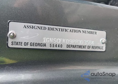 2023 Chevrolet Suburban 2Wd Premier z USA, uszkodzony, nr VIN 1GNSCFKD9PR303584